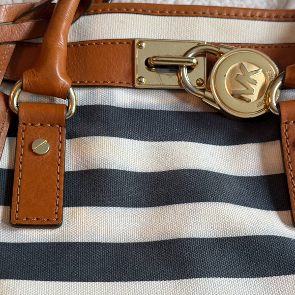 Michael Kors Cream And Blue Hamilton Tote Bag - Picture 5 of 8